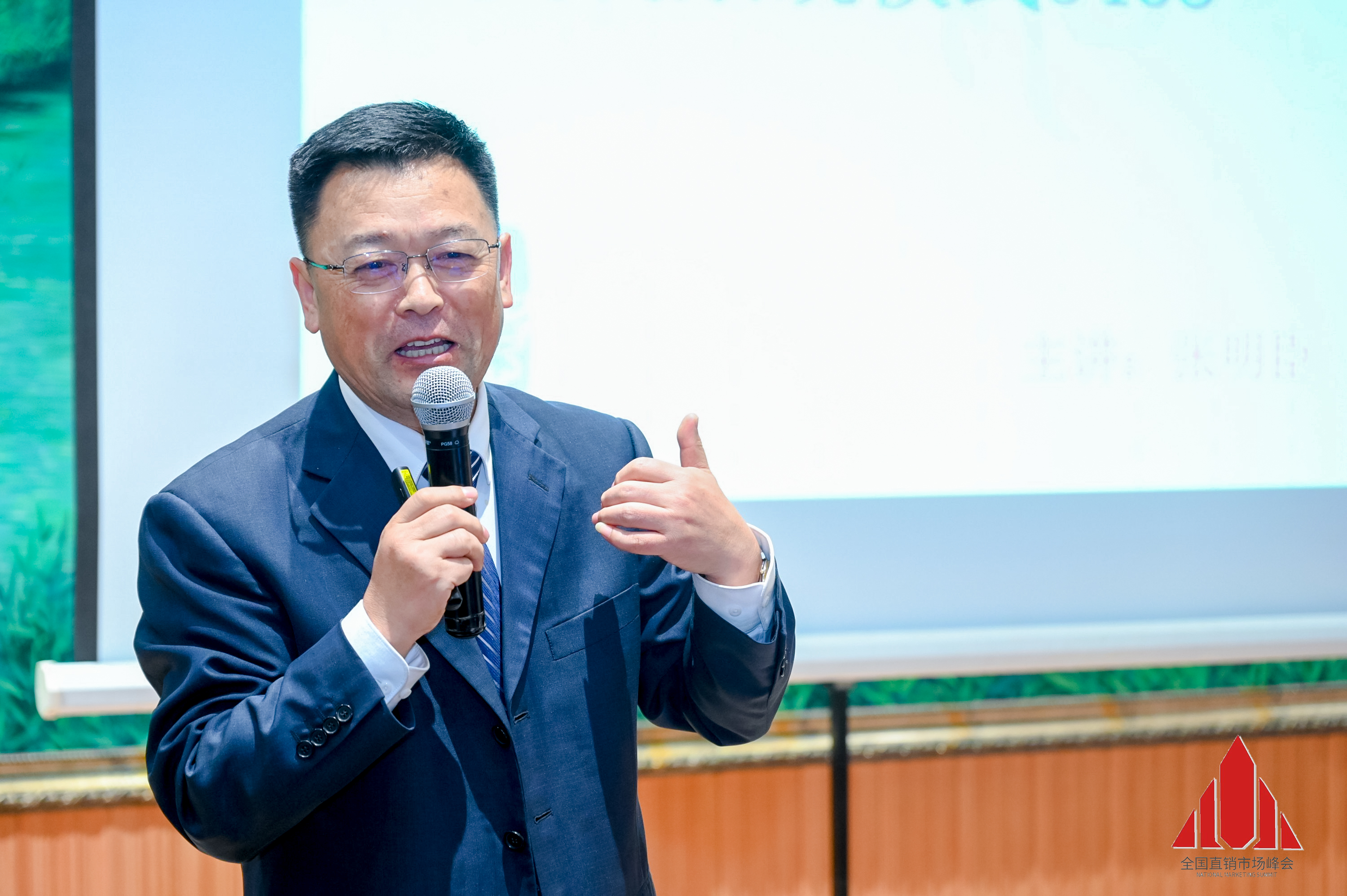 XIN_0155-opq3342421289.jpg