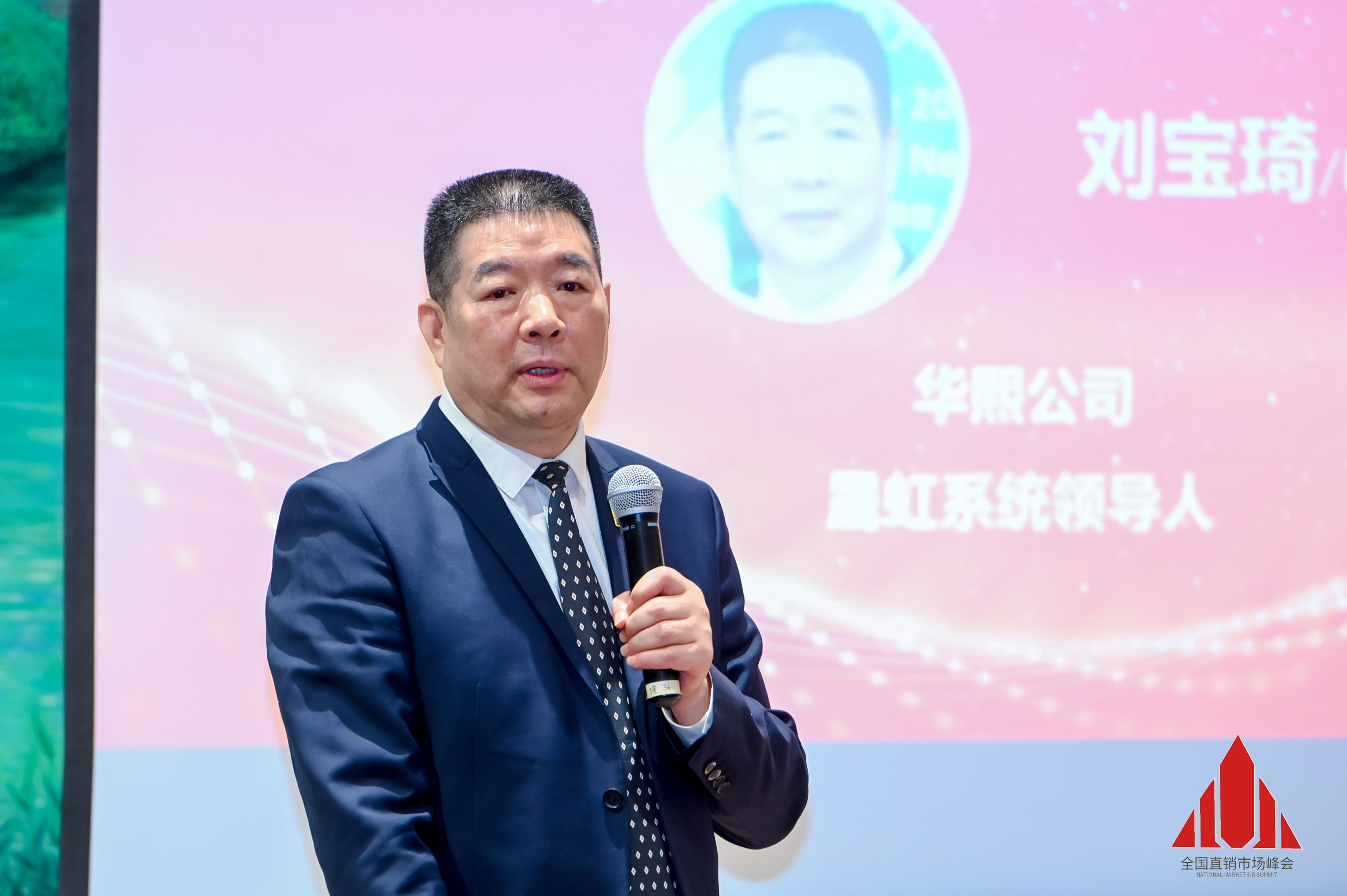 XIN_8627-opq3340272697.jpg